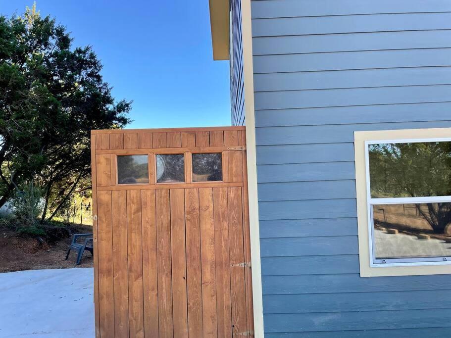 Ranchette Apartment- Beach Access Small Lake View Buchanan Dam Exterior foto