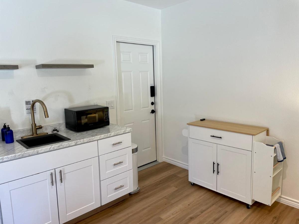Ranchette Apartment- Beach Access Small Lake View Buchanan Dam Exterior foto